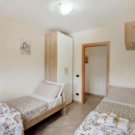 Prima Luce 公寓 维克艾库塞